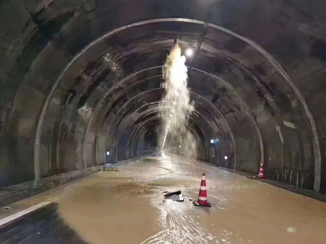 淄川隧道渗水治理